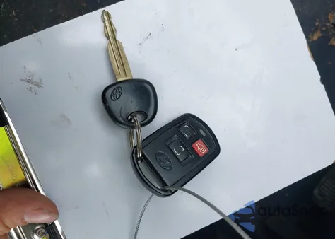 2004 Hyundai Elantra Gls/Gt z USA, uszkodzony, nr VIN KMHDN46D14U790939